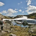 弗洛利4444旅馆 *