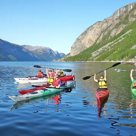 Auberge de jeunesse Florli 4444 *