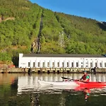 Flørli 4444