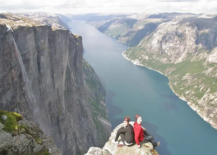 Hostal Florli 4444 *